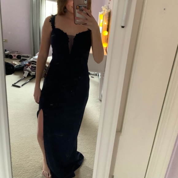 Dress - Picture 2 of 4